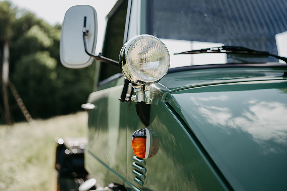 Mercedes-Benz Unimog 406
